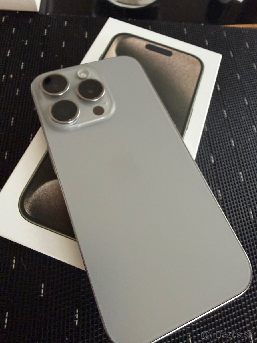 iPhone 15 PRO 256 GB - 2