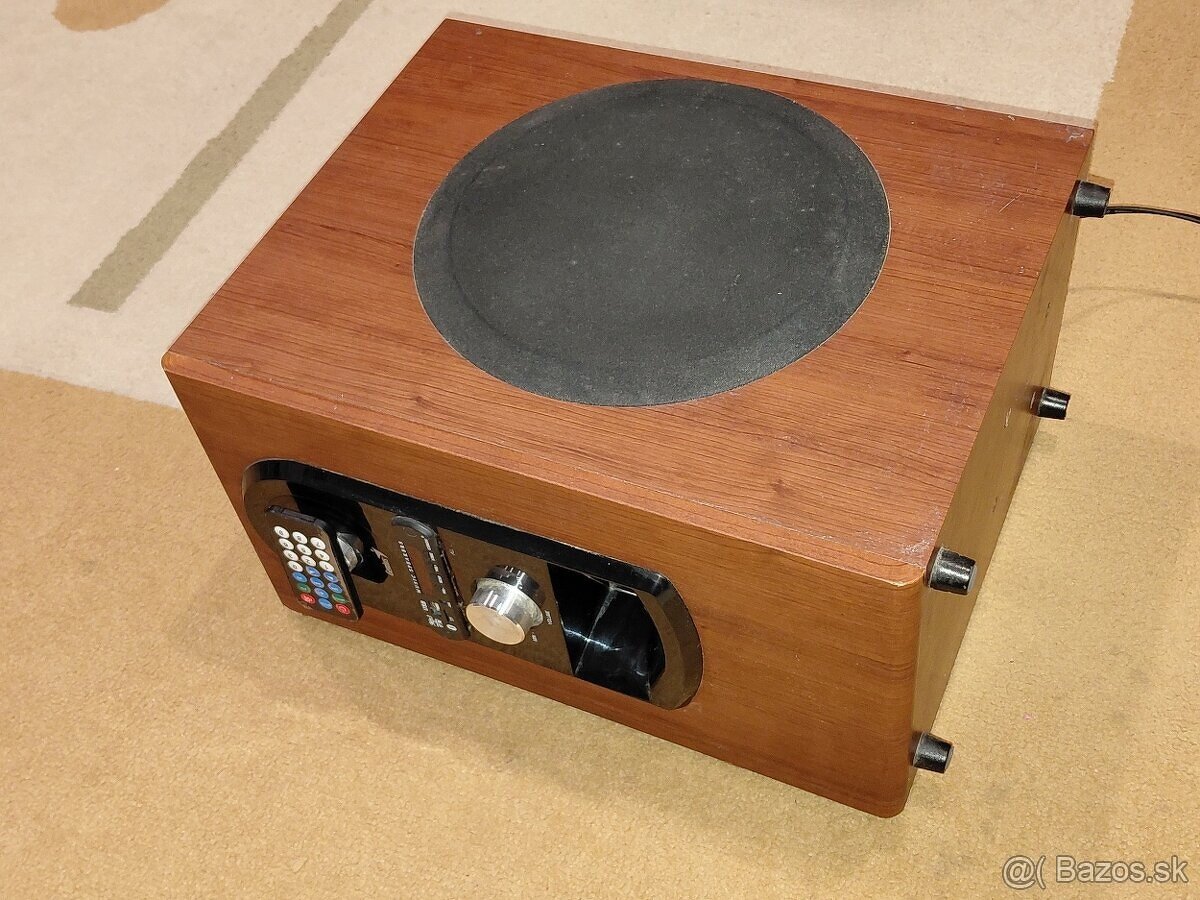 Ponukam tento 8" subačik od Genius - 2