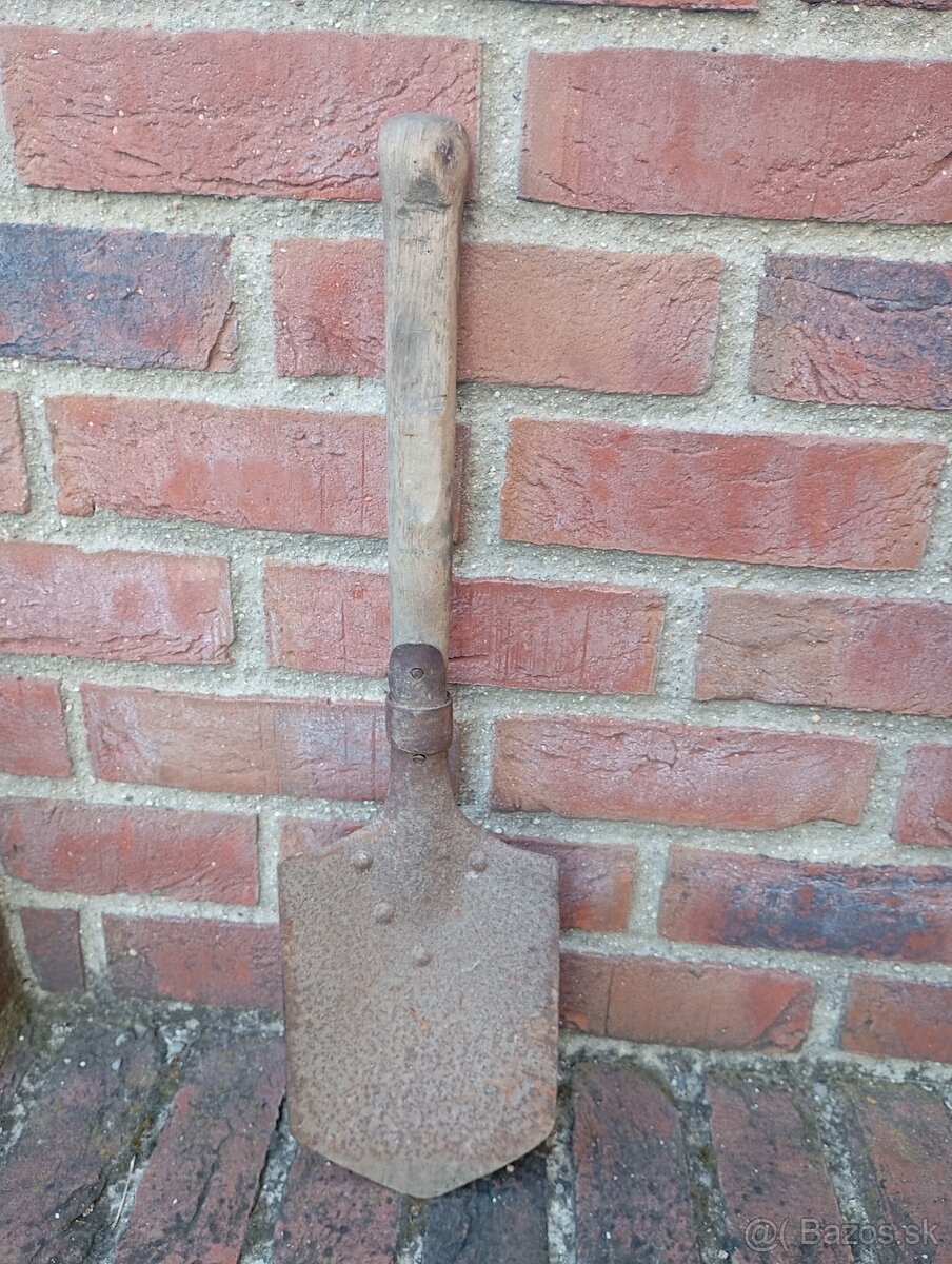 Predám vojenskú poľnú lopatku - 2