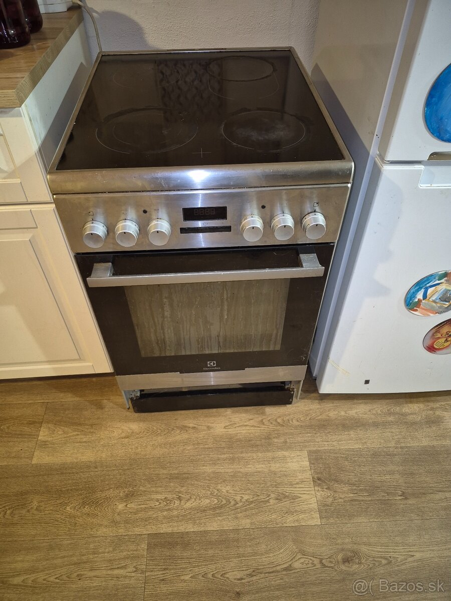 El. Sporak Elektrolux - 2