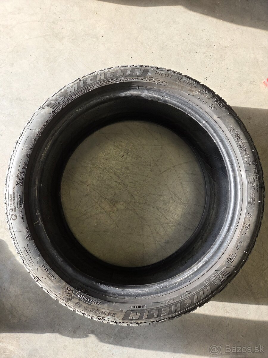 Zimné pneu 245/40/19 michelin 2kusy - 2