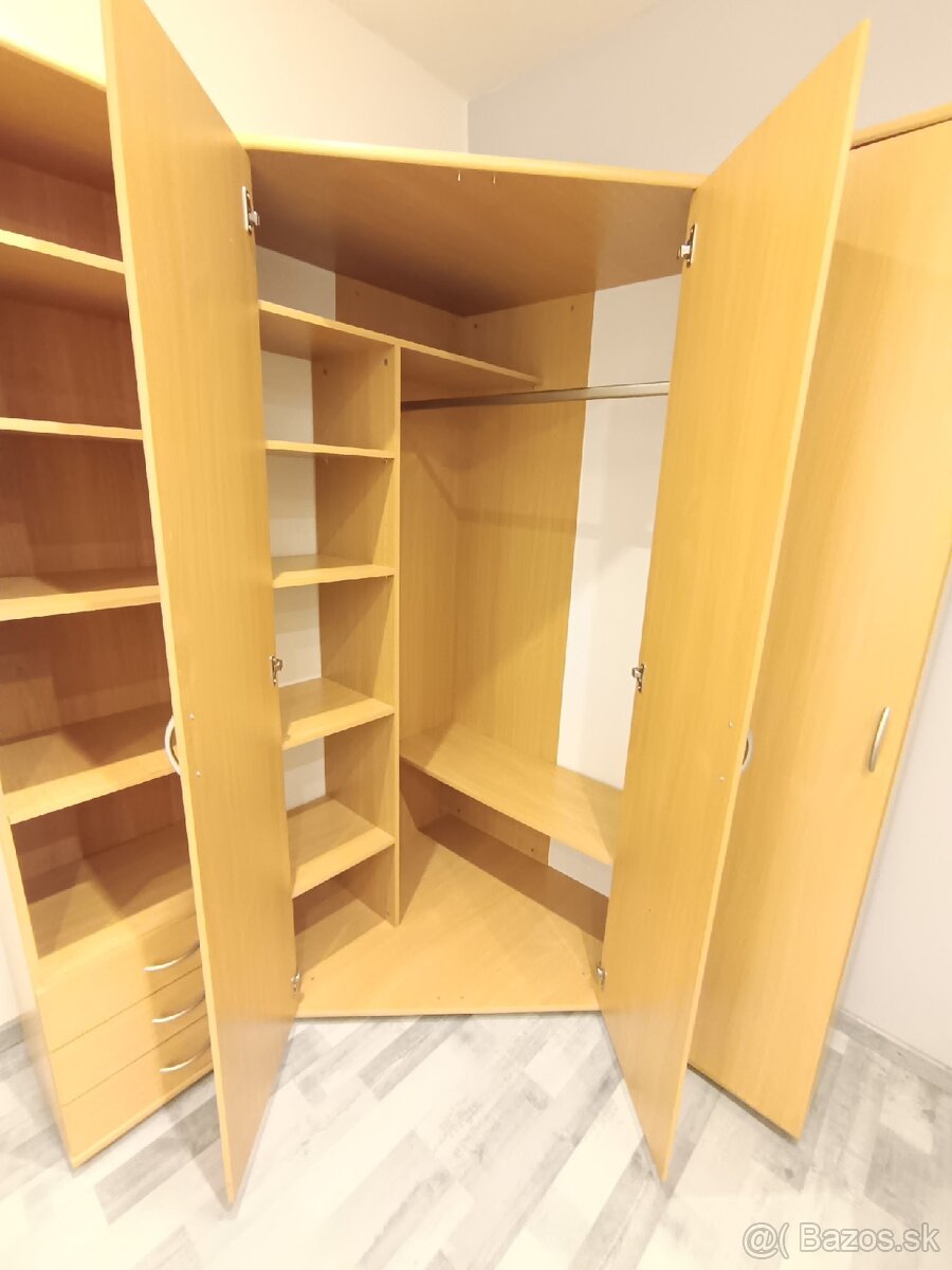 Skrine+písací stôl - 2