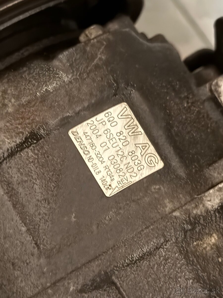 Klimakompresor DENSO 6Q0 820 803G - 2