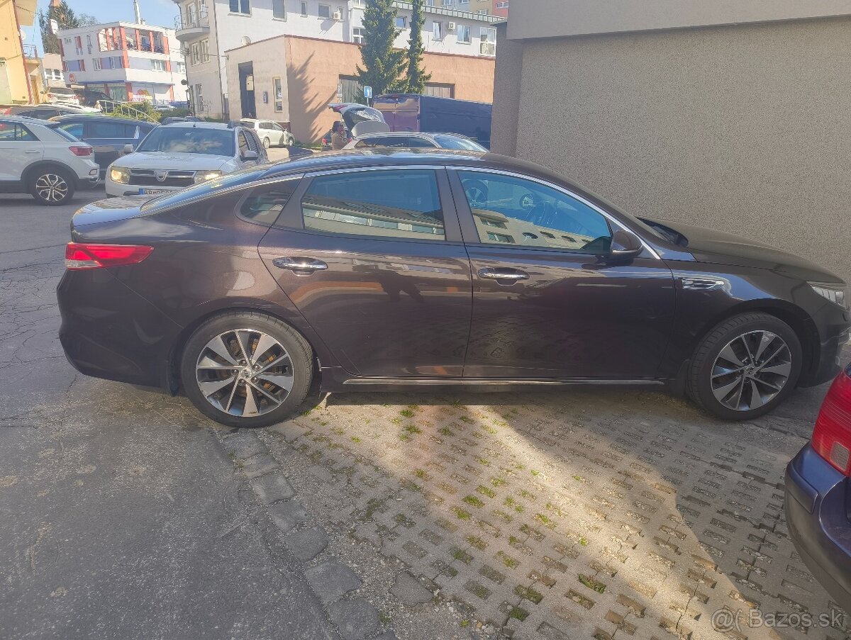 Kia Optima - 2