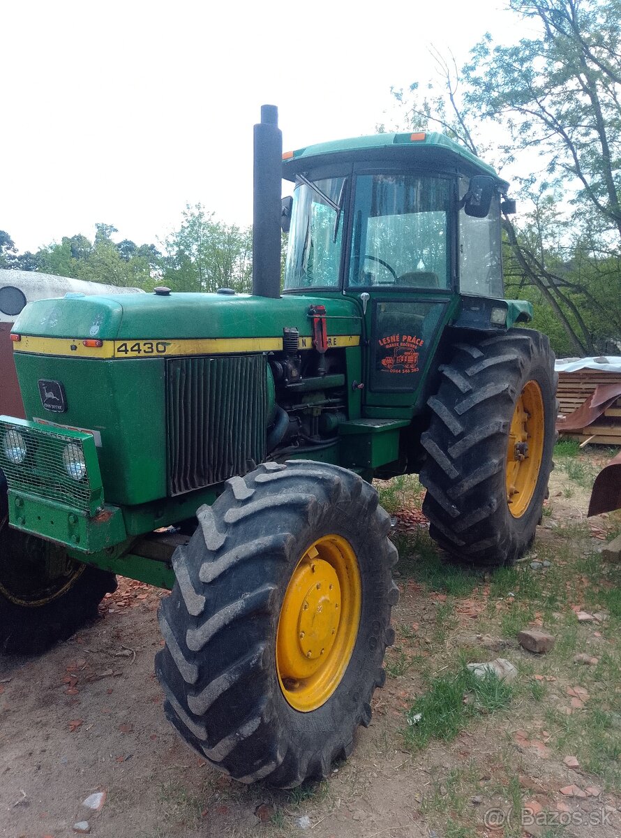 John Deere 4430 - 2