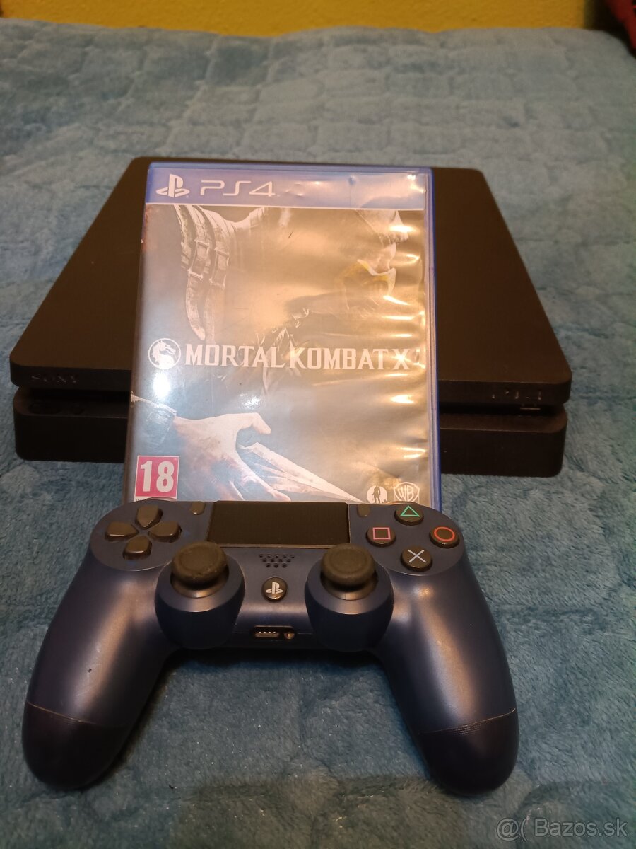 PS4 slim - 2