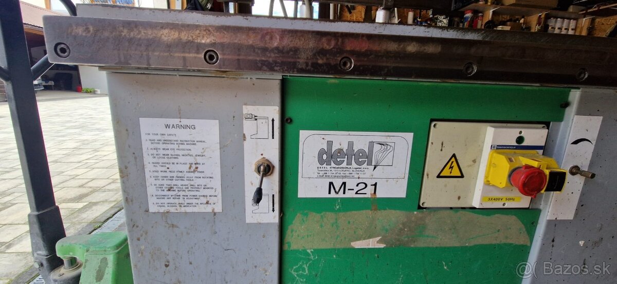 Kolíkovačka Detel M-21 - 2