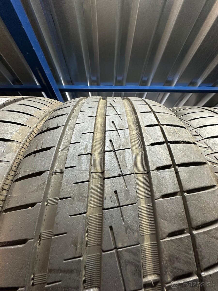 Vredestein 245/40R20 letné pneumatiky - 2