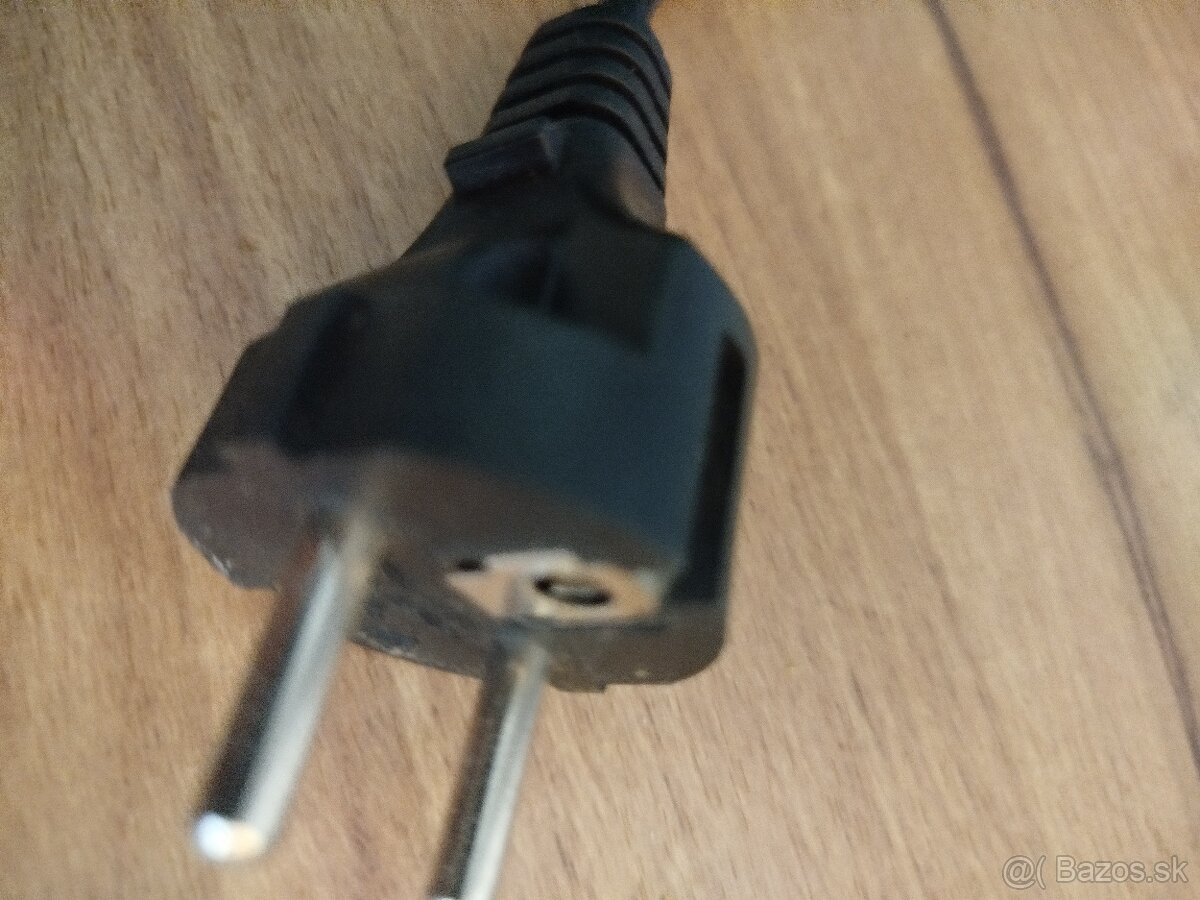 Vzduchová pumpa do akvária lp 100 - 2