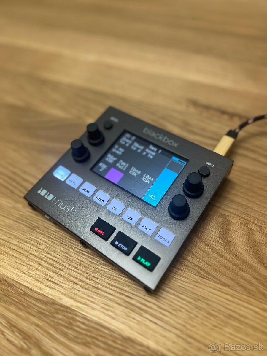 SAMPLER 1010music blackbox - 2