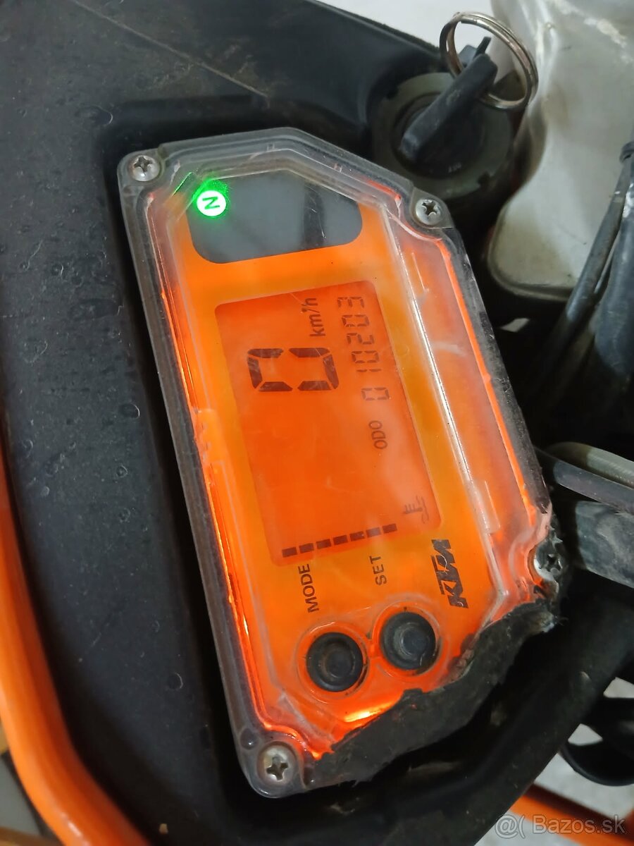 KTM 640
