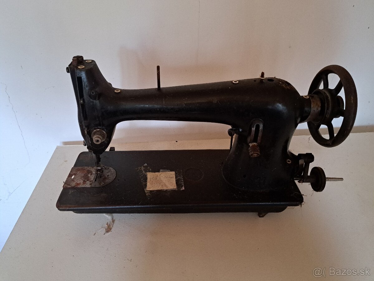 Predám šijacie kožušnícke stroje - 2