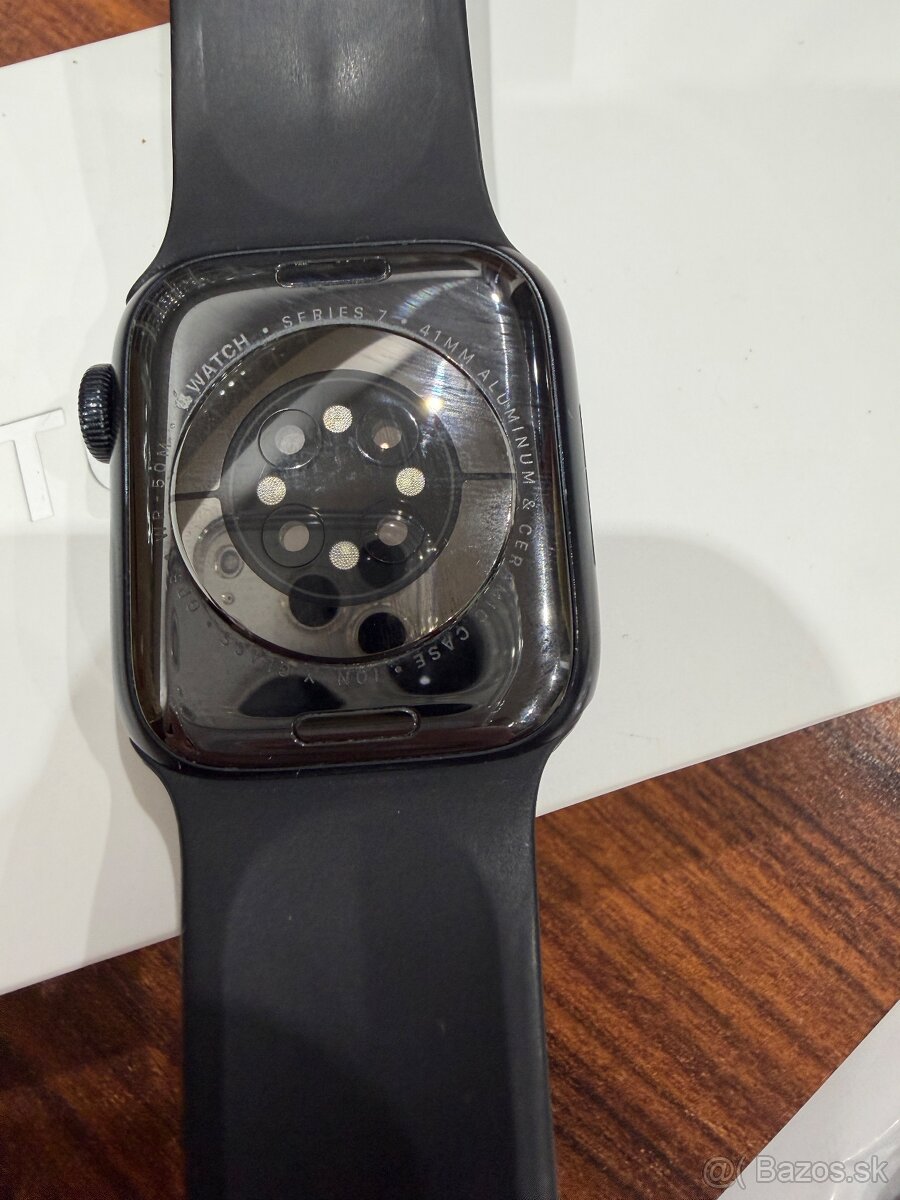 Predám Apple Watch Series 7 – 41 mm - 2