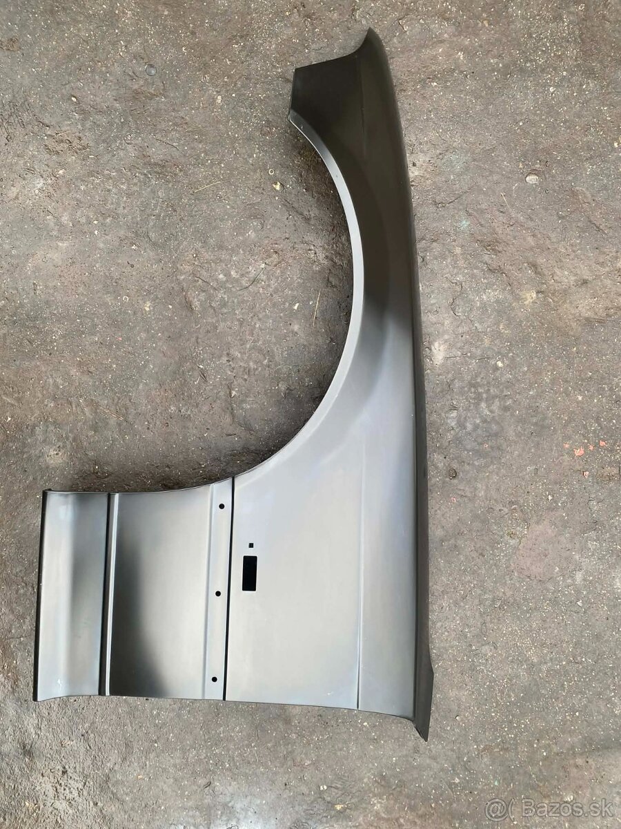 Predám Ľavý ( šoférov ) blatník na BMW e36 COUPE - 2