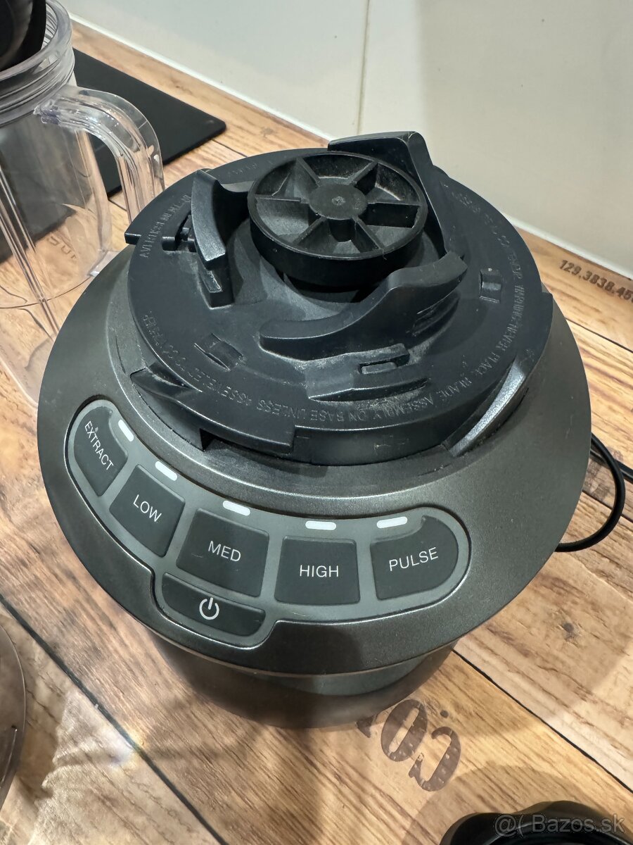 Nutribullet NBF500DG (1200 W) - v záruke do 10/2026 - 2