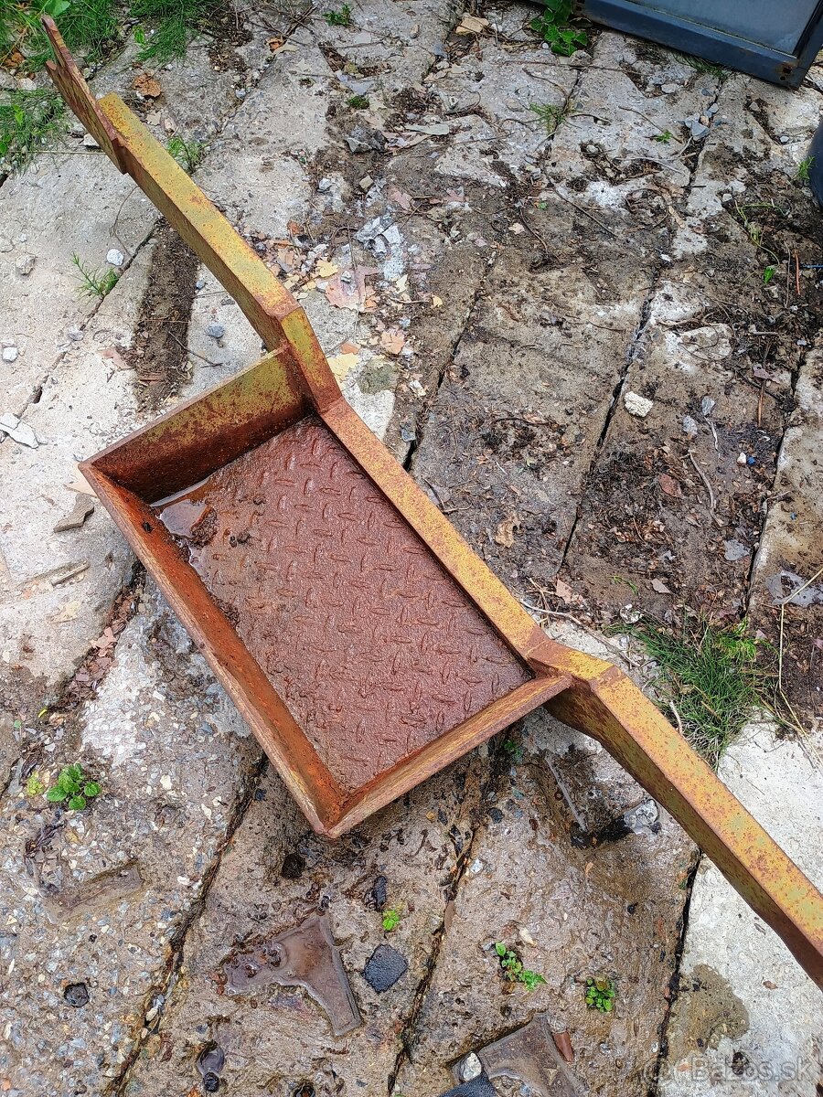 Predám časť pod viazania na Zetor - 2