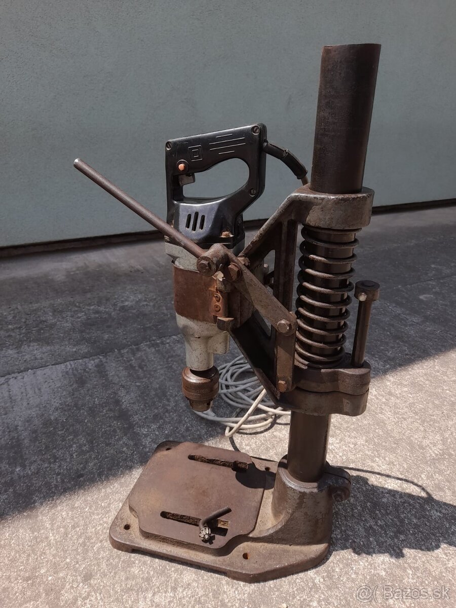 Stojan na vŕtačku, vŕtačka - 2