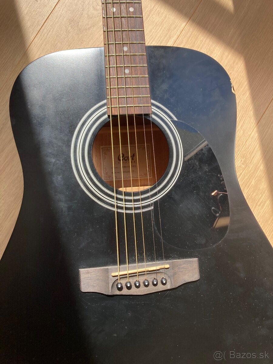 Predam gitaru Cort - 2