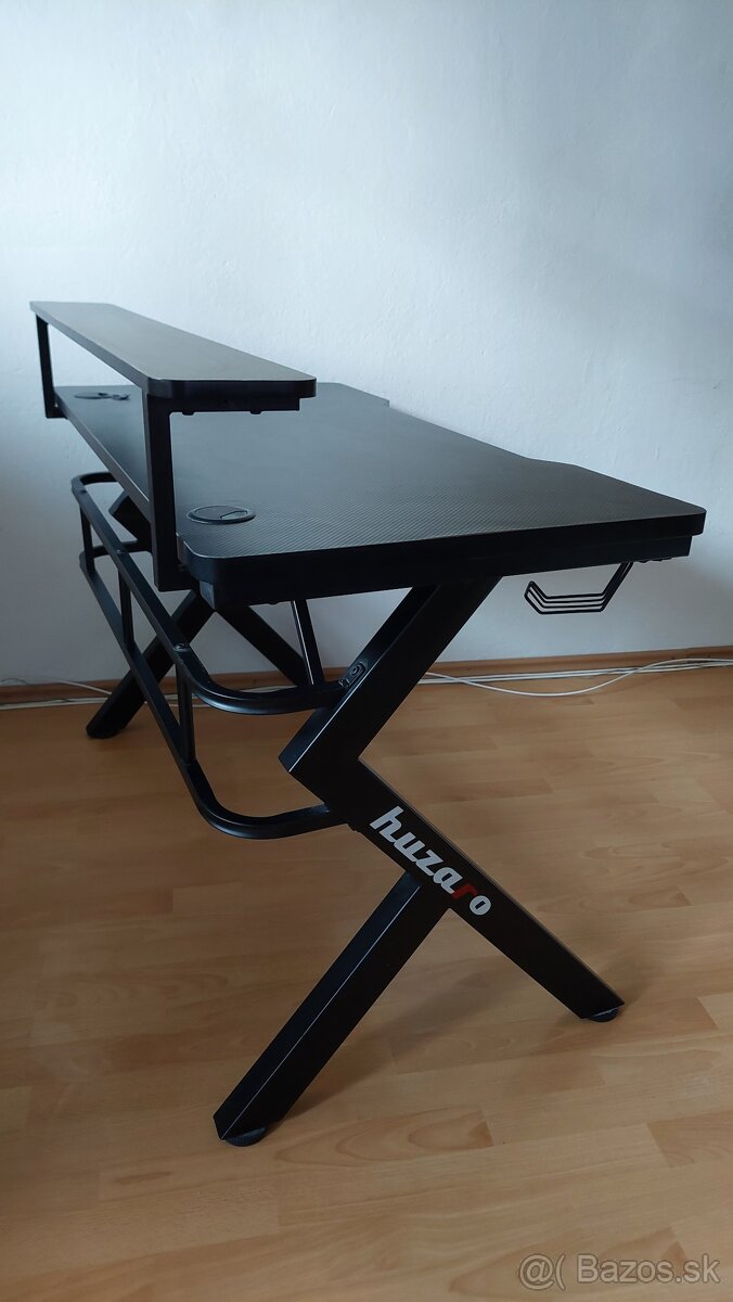 Herný/pisaci stôl zn. HUZARO - 2
