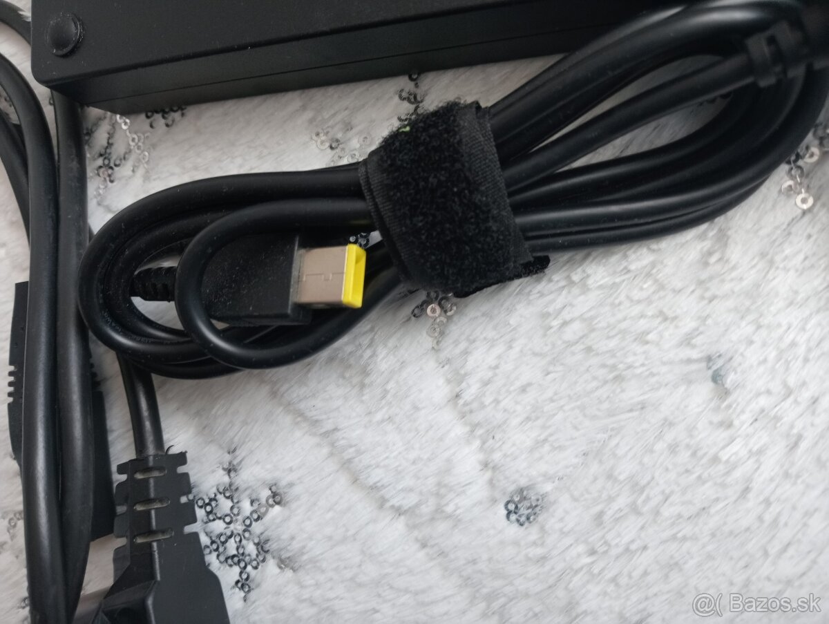 predám nabíjačku pre ntb Lenovo , hranatá koncovka 230W - 2