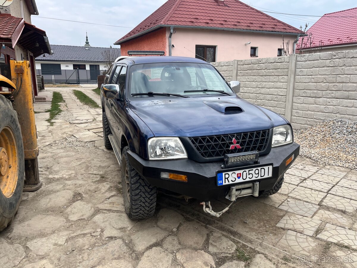 Mitsubushi l200 - 2