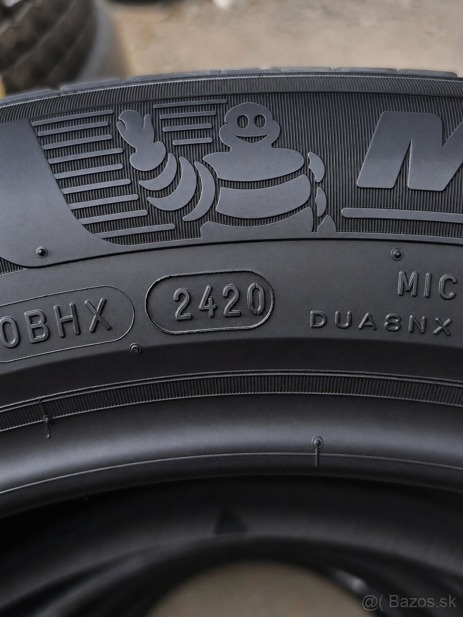 Michelin Primacy 4 215/55 R17 94V - 2