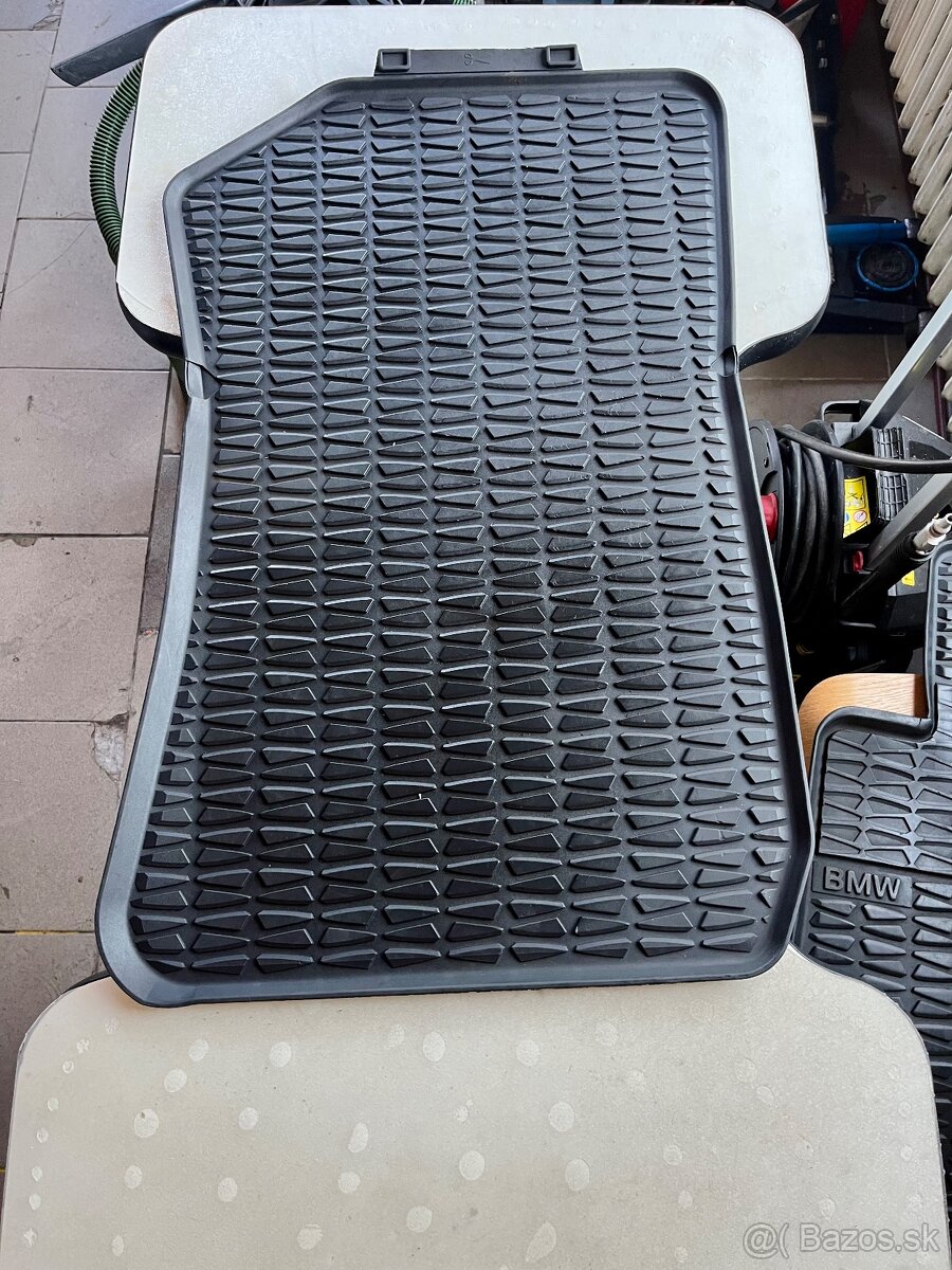 OEM GUMENÉ ROHOŽE BMW X1 E84 - 2