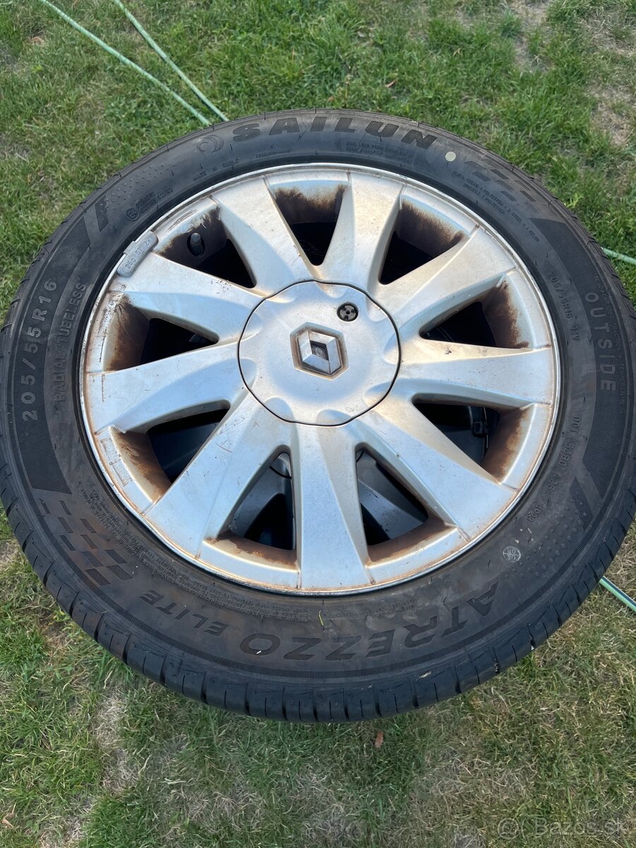 205/55r16 Renault - 2