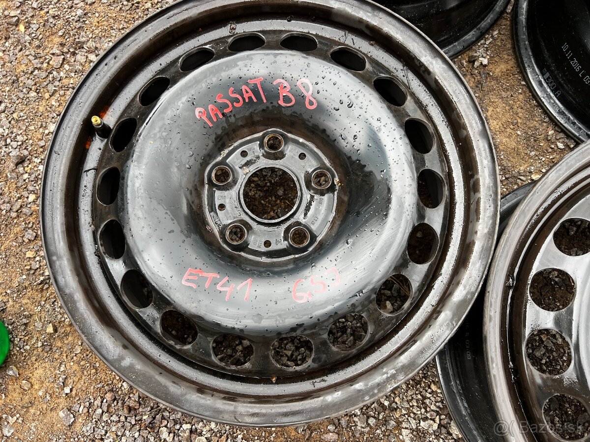 PASSAT B8 SUPERB 3 disky 5x112 R16 ET41 - 2