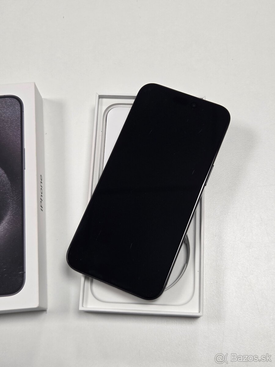 iPhone 15 Pro Max 256GB Black - 2