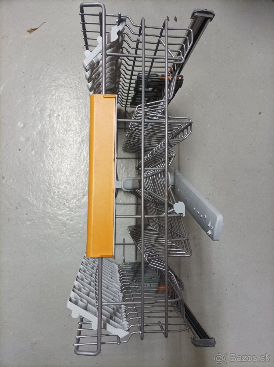Predám horný ķôš do umývačky riadu ELEKTROLUX - 2