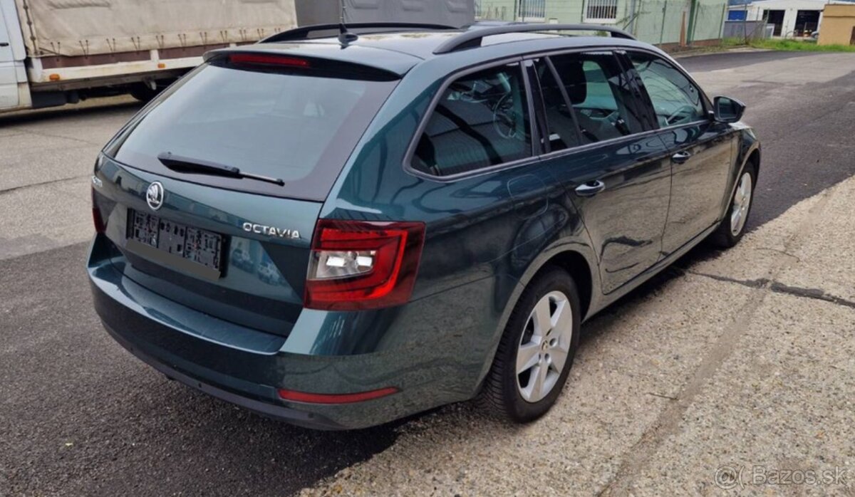 Škoda Octavia Combi 2.0 TDI Ambition - 2