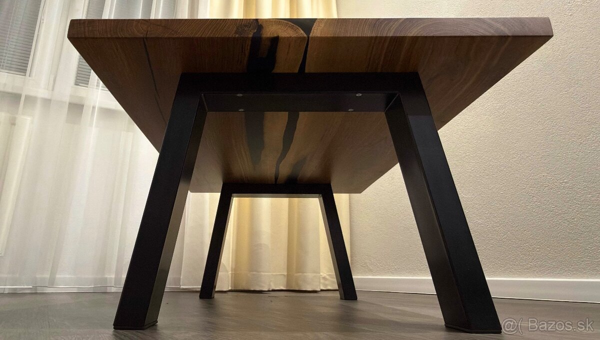 Konferenčný stolík z dubového dreva, 110cm - 2