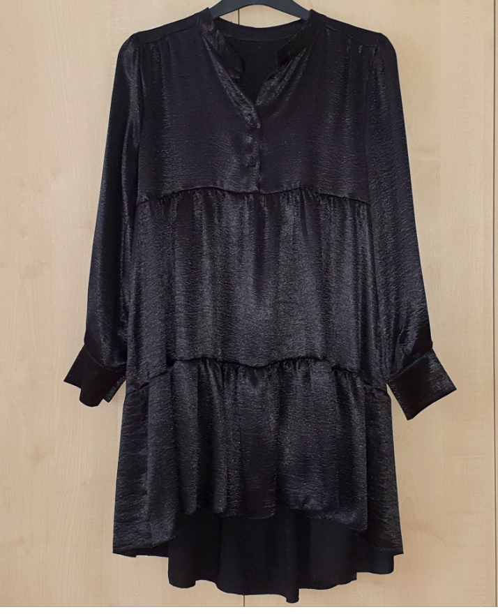 Čierna tunika v.L vzadu dlhá - 2