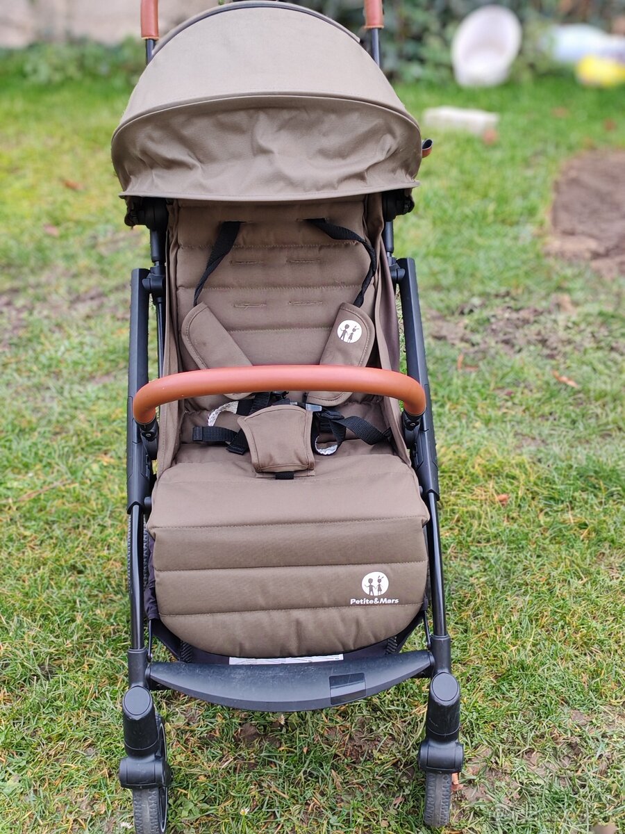 Športový kočík Petite&Mars CROSS - 2