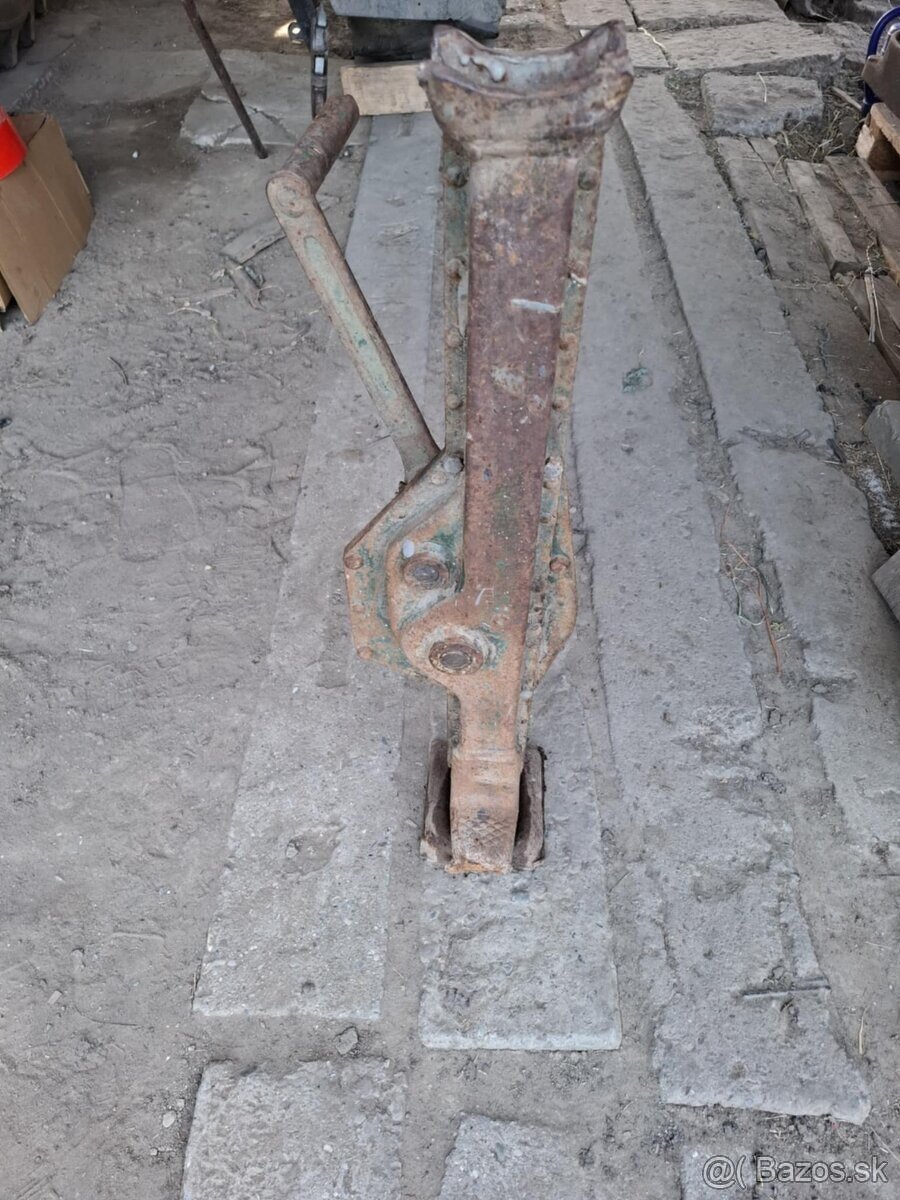 Predam hrebenovy zdvihak - 2