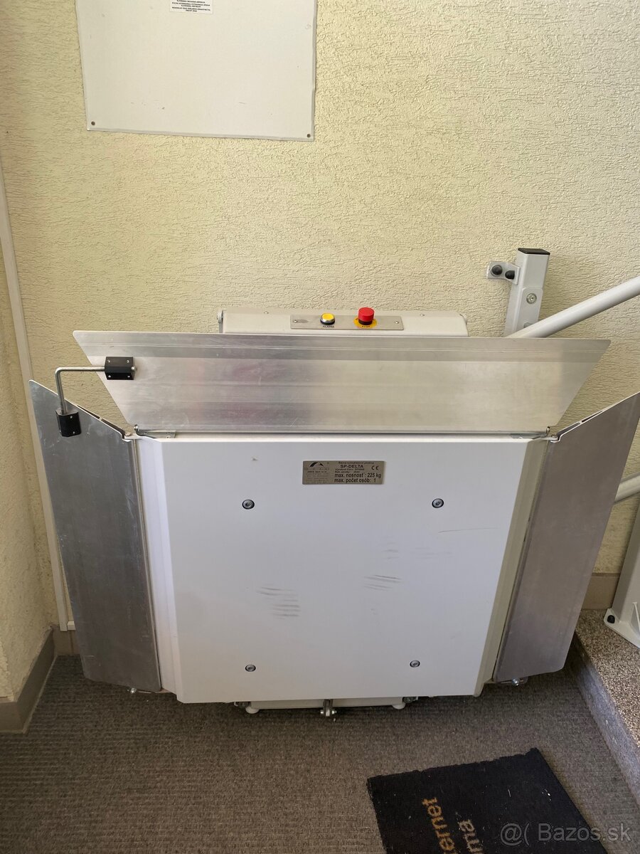 ŠIKMÁ SCHODISKOVÁ PLOŠINA SP DELTA - 2