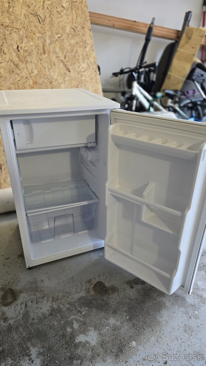 Chladnička s mrazákom - 2