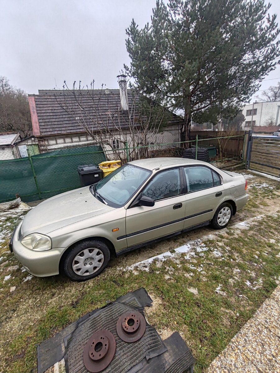 Honda Civic 6g 1.4 iS - 2