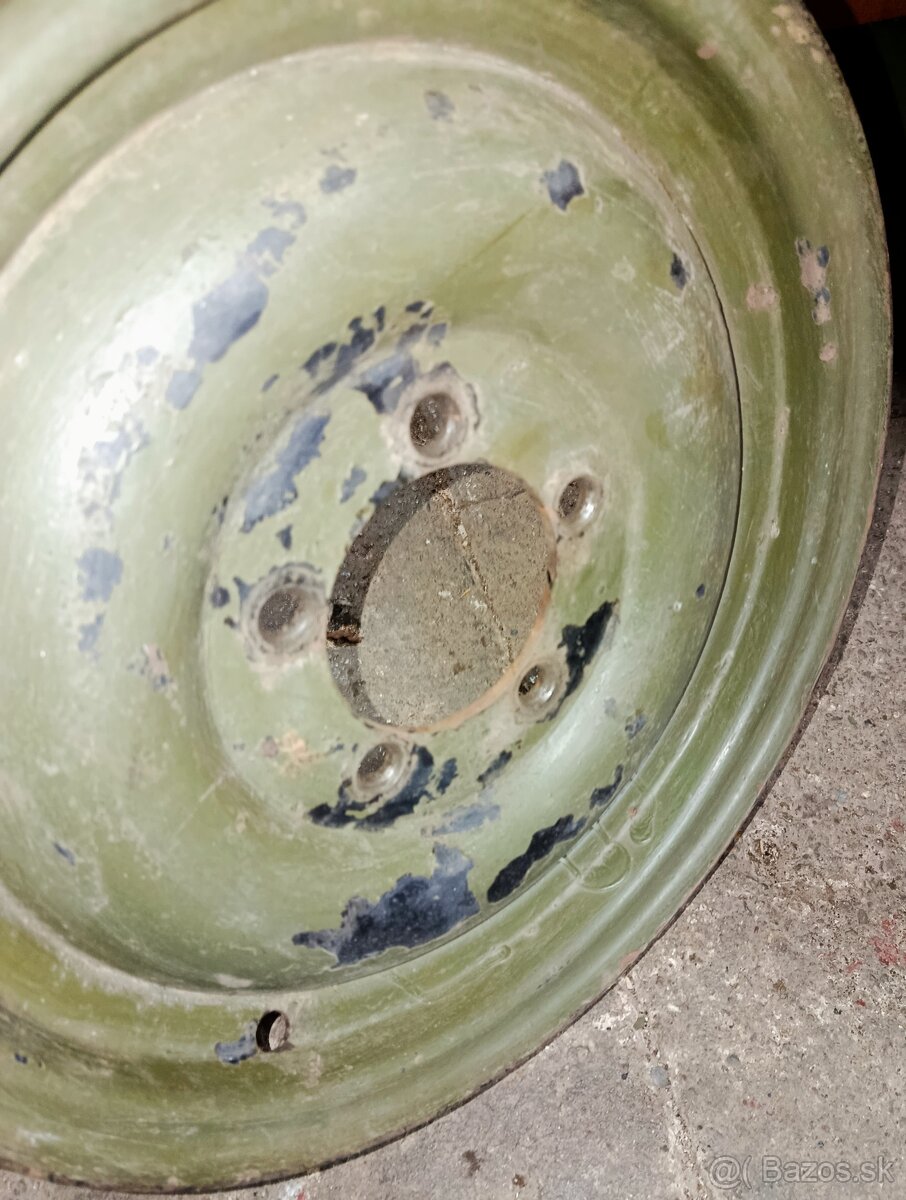 Gaz 69 - nýtované disky - 2