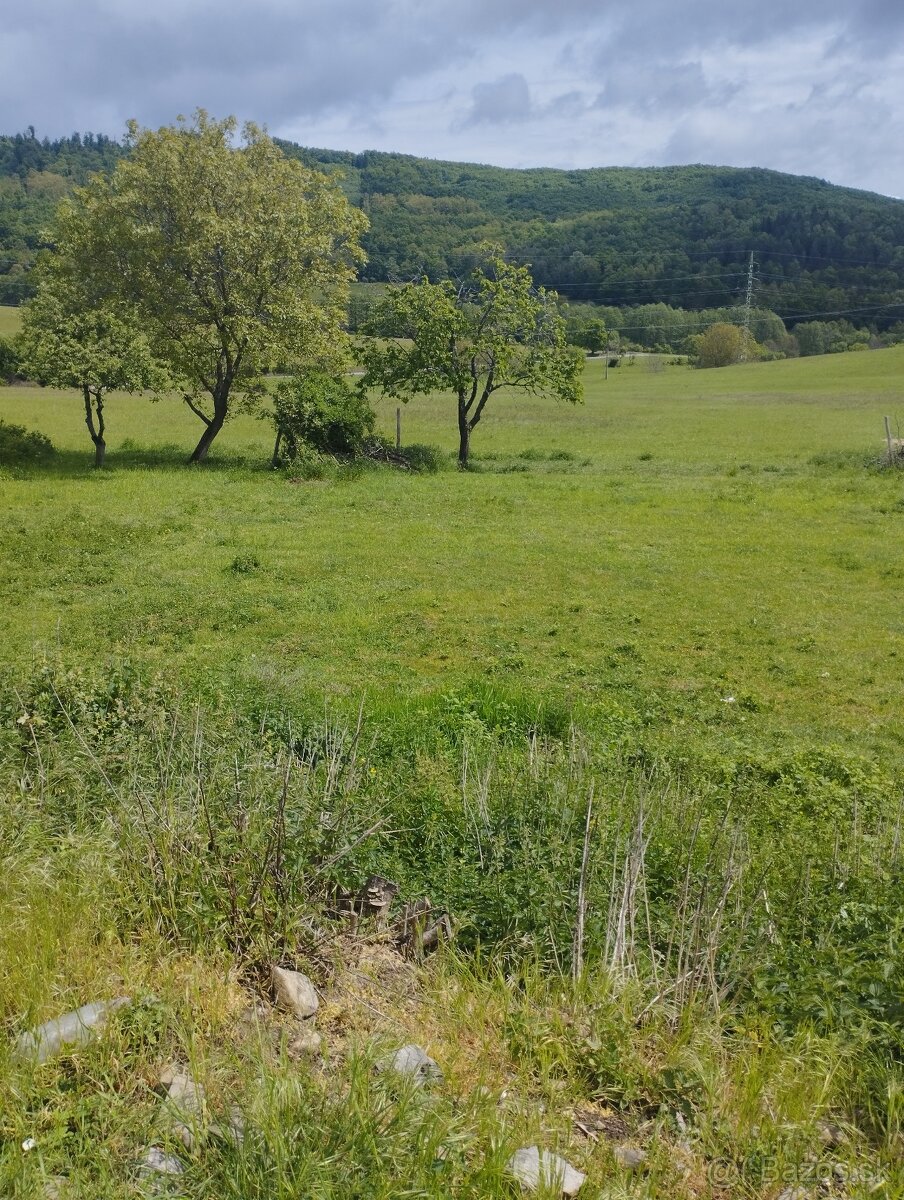 Pozemok Žibritov - 2