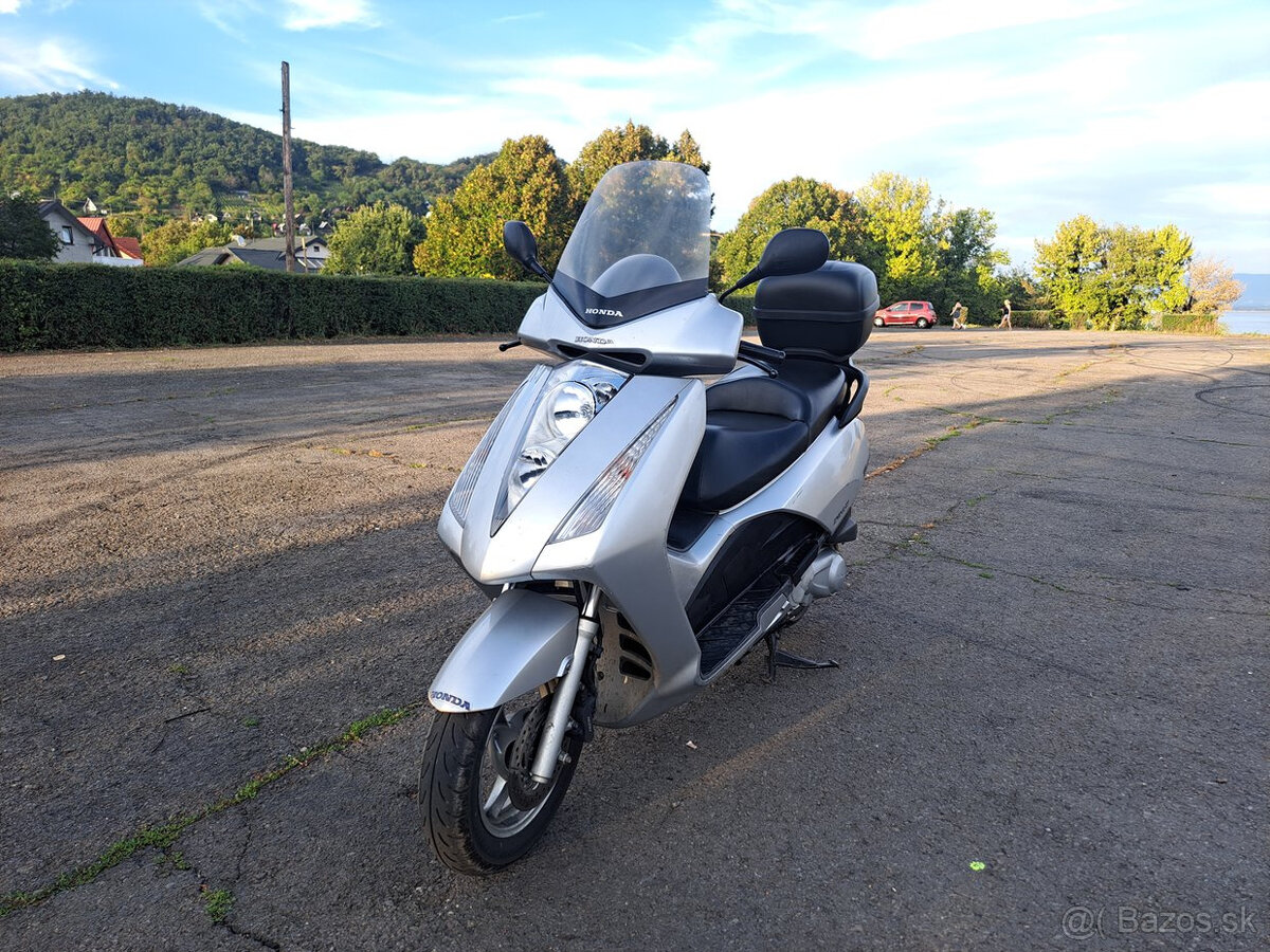 Honda Pantheon - 2