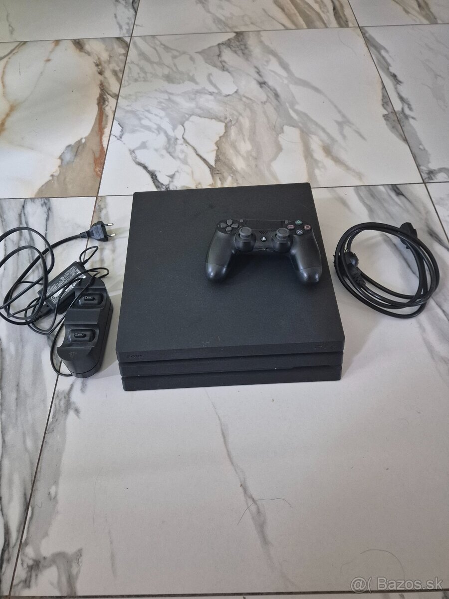 Playstation 4 pro - 2