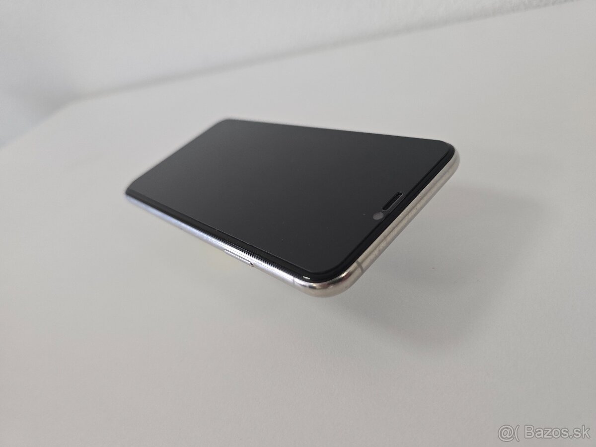Apple iPhone 11 Pro Max - 2