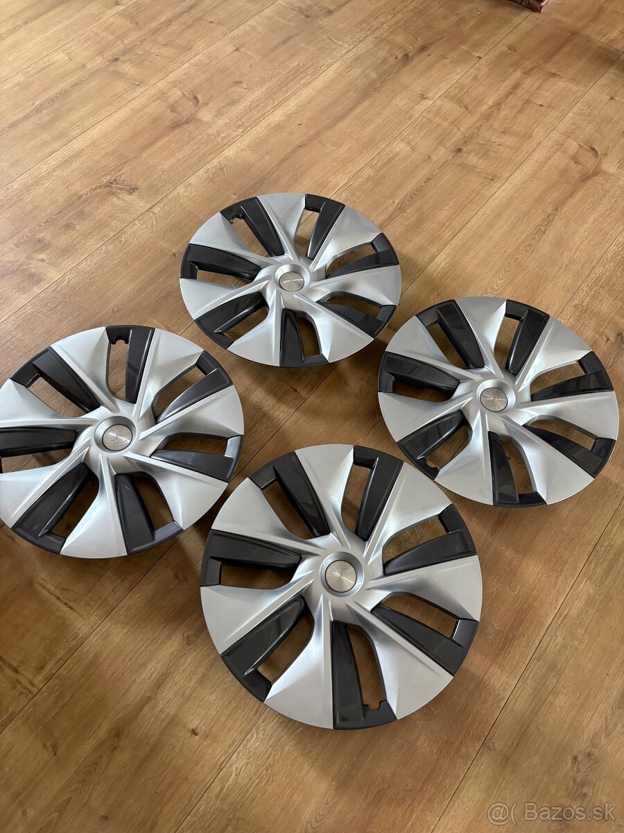 Originál Tesla 19” kryty kolies - 2