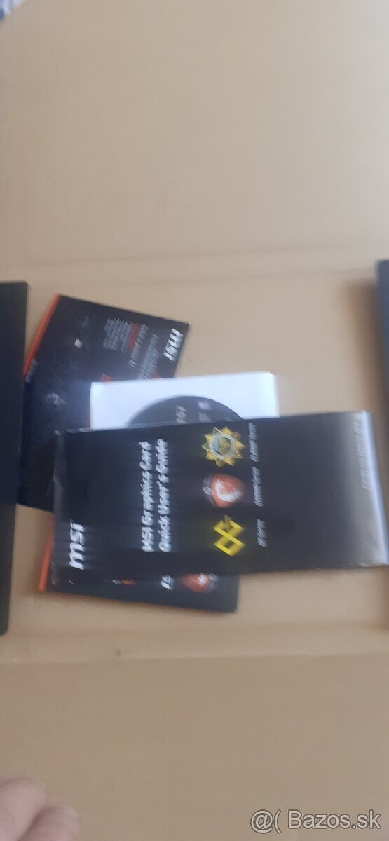 Predám nefunkcnu grafiku r9 280 - 2