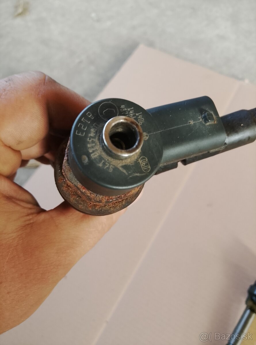 Vstrekovacie trysky Opel 1.7 0445110175 Bosch - 2