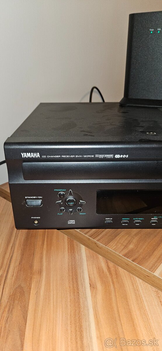 Predám receiver YAMAHA EMX-120RDS - 2