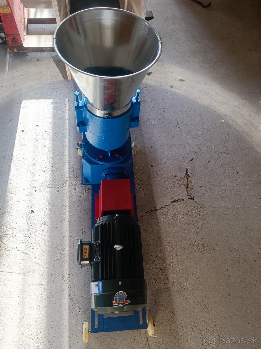 Peletovač, pelerovací stroj - 2