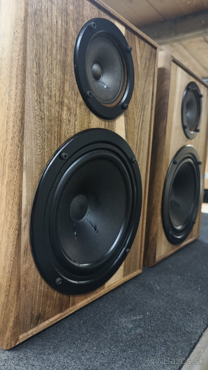 Tesla reproduktory - 2